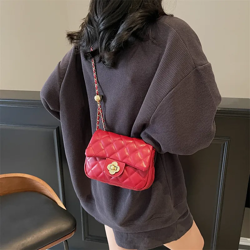 Meow In The Grass PU Shoulder Bag Women's Black/Red-7