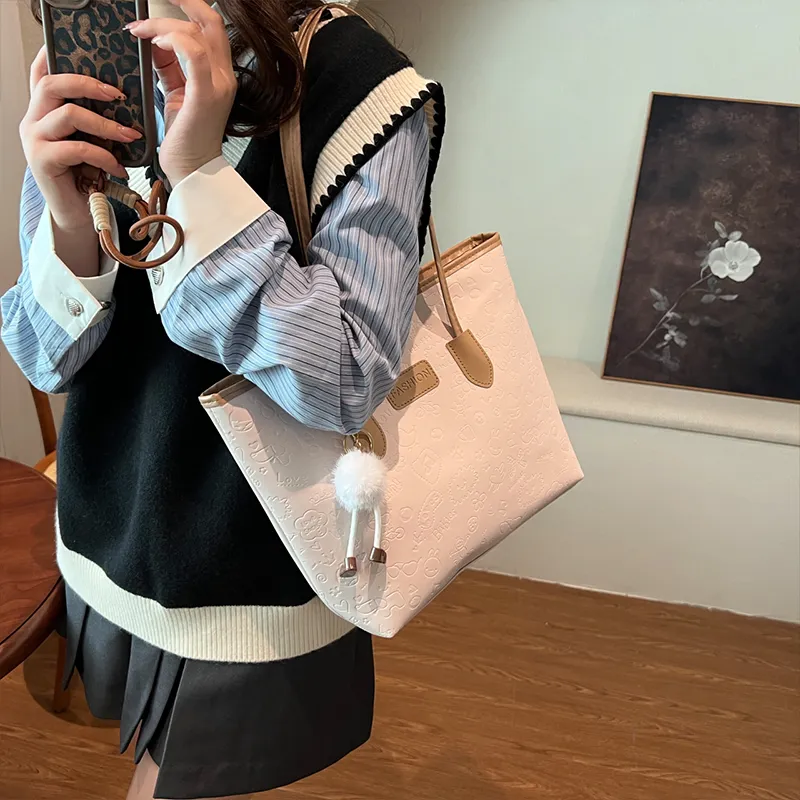 Meow In The Grass PU Shoulder Bag Regular Unisex Black/Pink/Khaki-12
