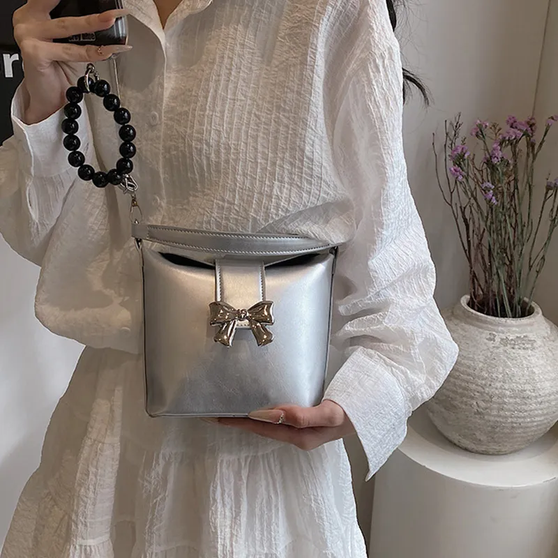 Meow in the grass Handbags-23