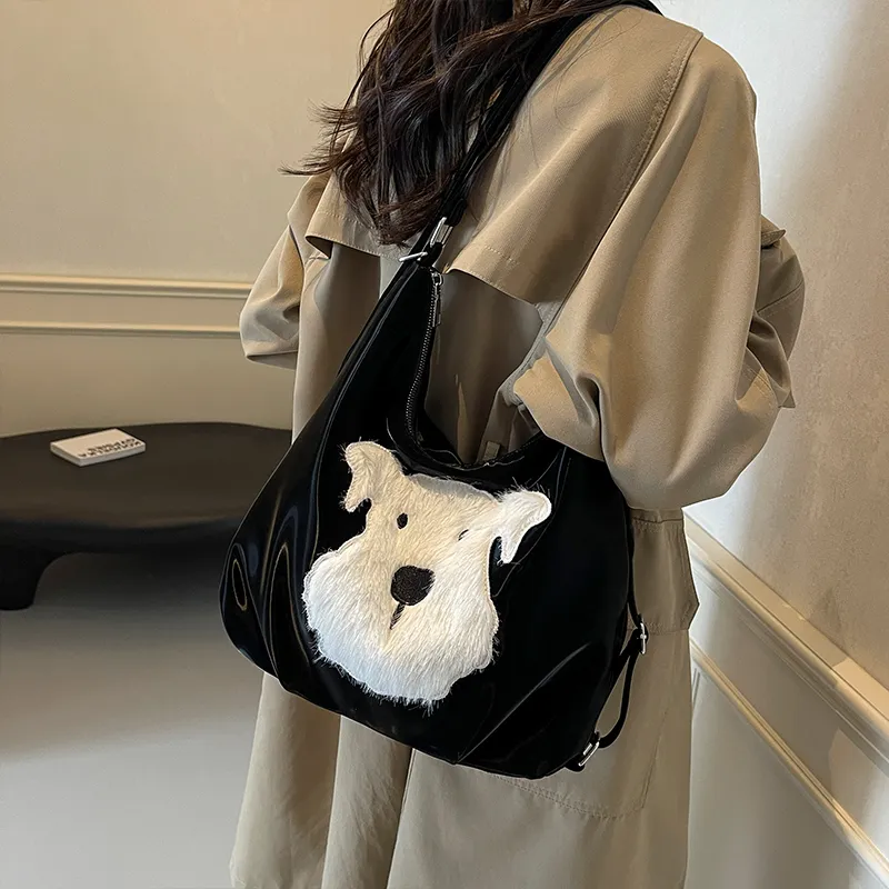 Meow In The Grass PU Shoulder Bag Regular Women's Black-4