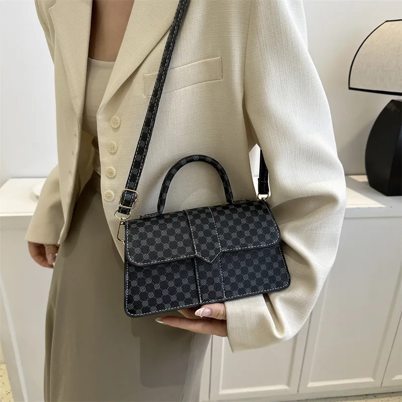 Meow in the grass Handbags-5