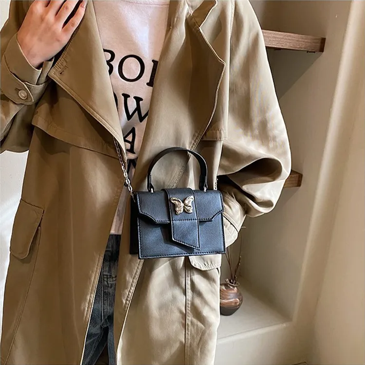 Meow in the grass Handbags-4