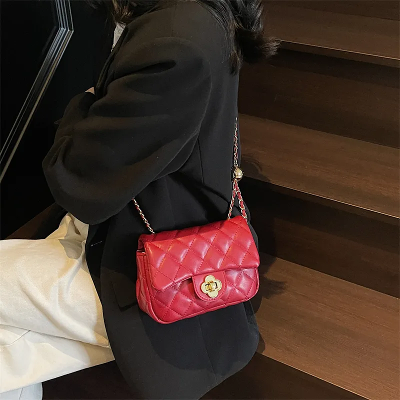 Meow In The Grass PU Shoulder Bag Women's Black/Red-6
