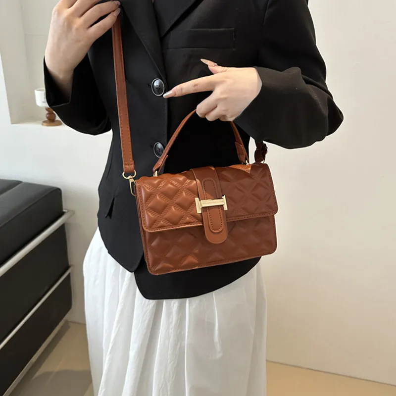 Meow in the grass Handbags-18