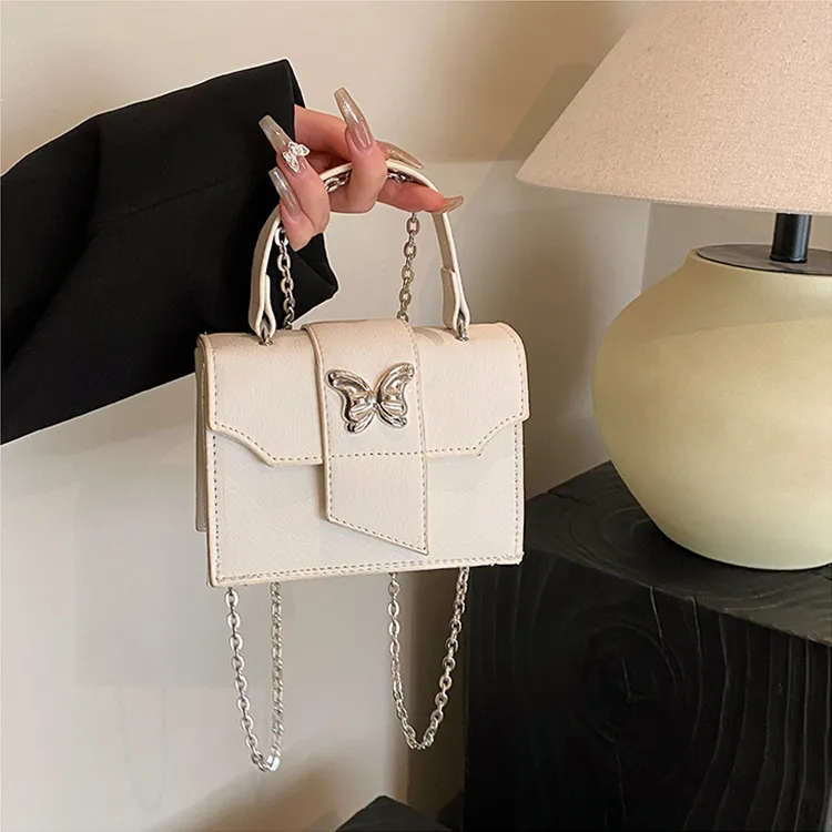 Meow in the grass Handbags-8
