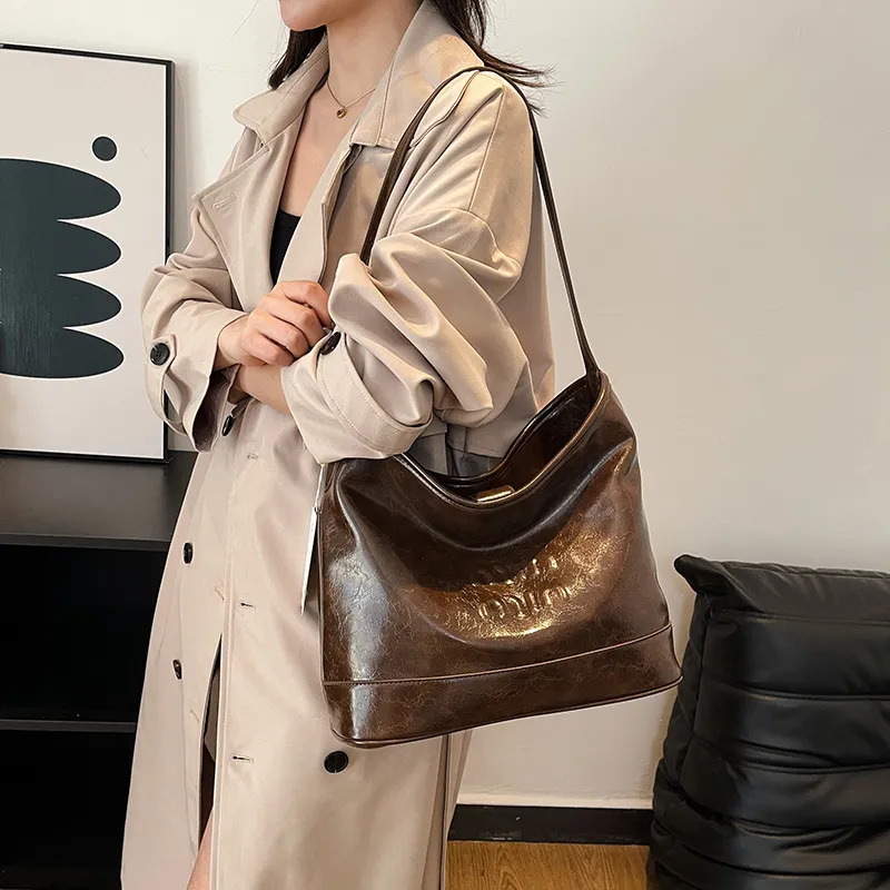Meow In The Grass PU Shoulder Bag Regular Women's Coffee/Ecru/Brown/Black-2