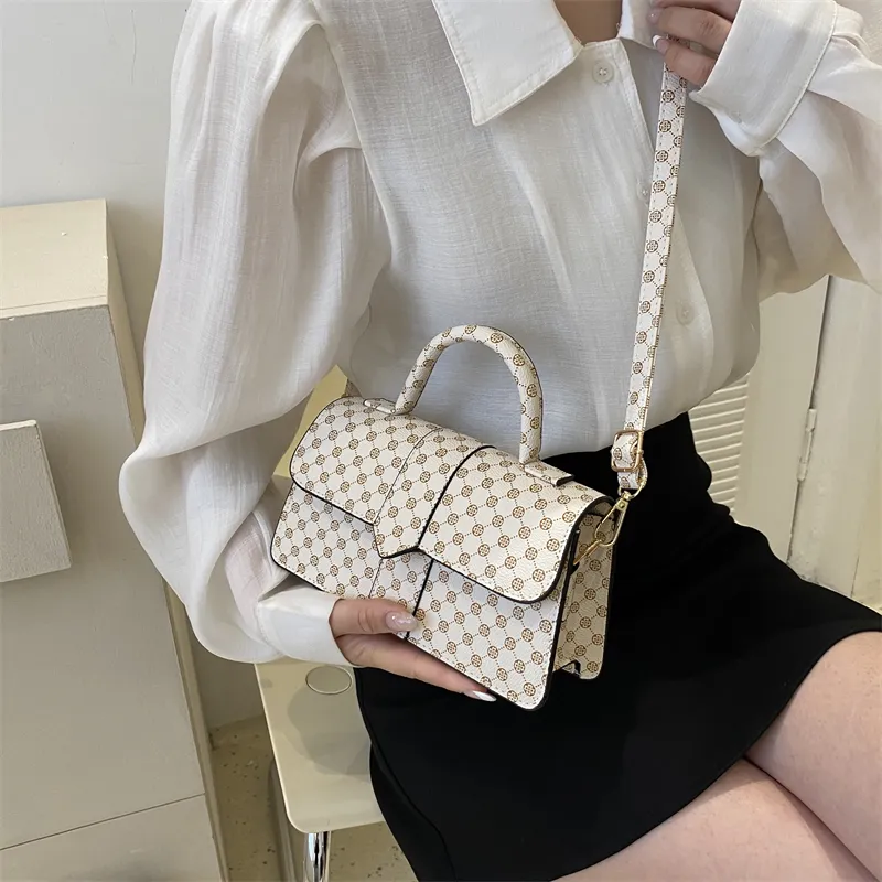Meow in the grass Handbags-58