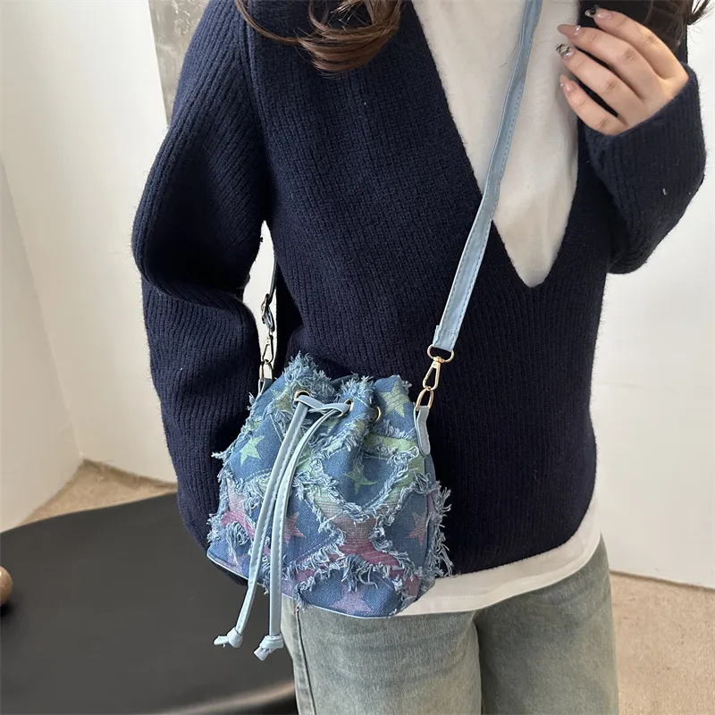 Meow In The Grass Denim Shoulder Bag Regular Women's Multicolor-9