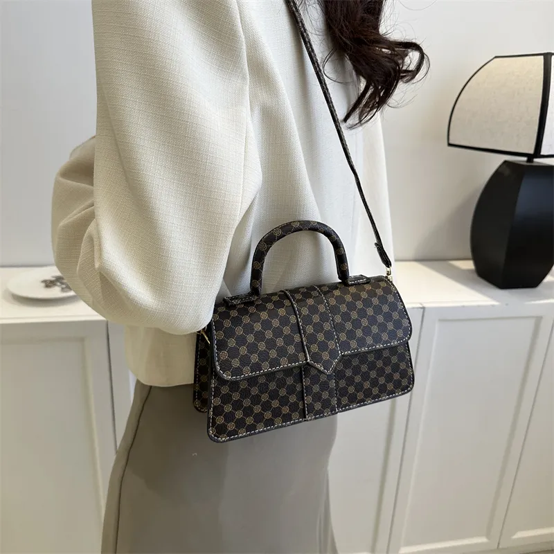 Meow in the grass Handbags-39