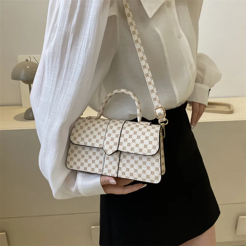 Meow in the grass Handbags-57