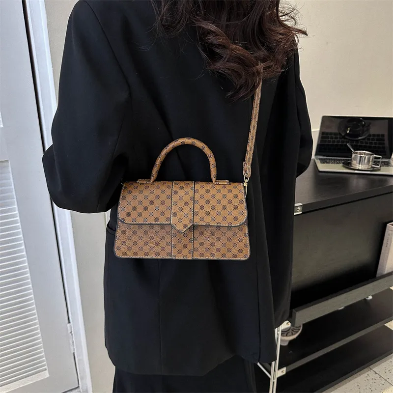 Meow in the grass Handbags-24