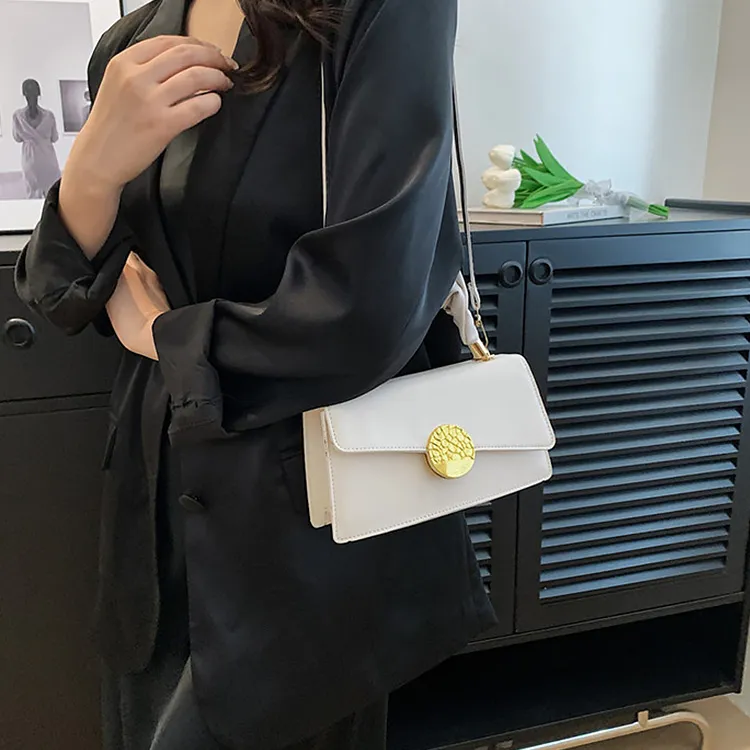 Meow in the grass Handbags-11