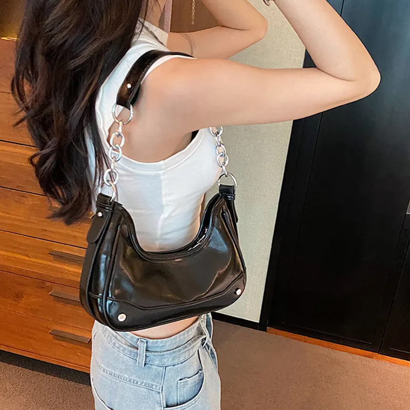 Meow in the grass Handbags-3
