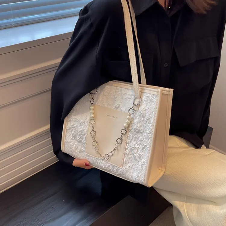 Meow in the grass Shoulder Bags-12