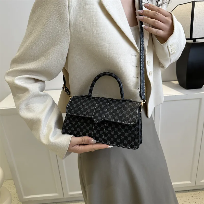 Meow in the grass Handbags-10