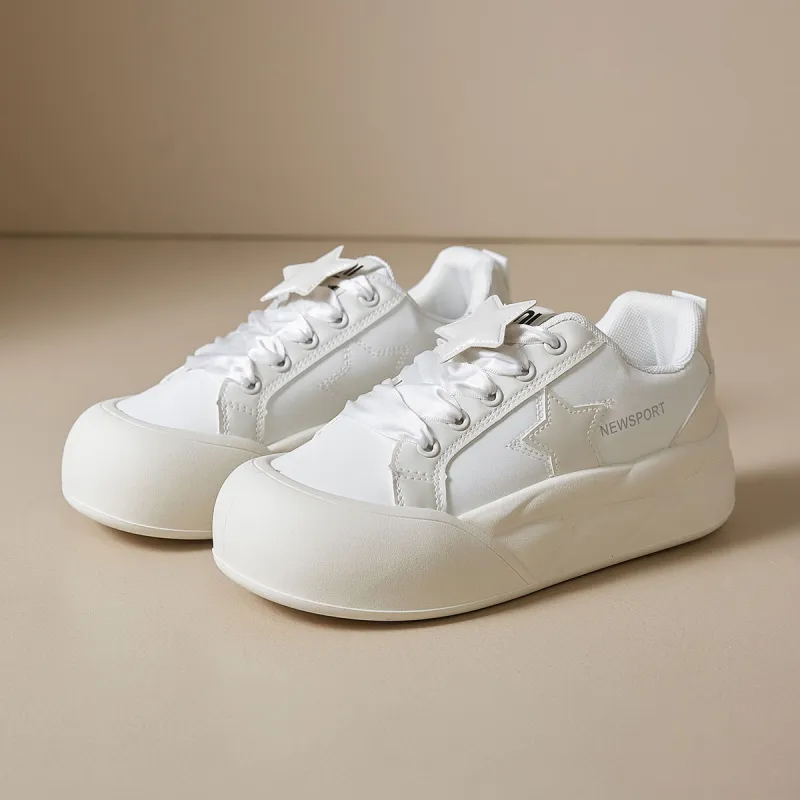 Little Red Man Water Resistant Coverage Low Top Skateboard Shoes Women's Beige-6