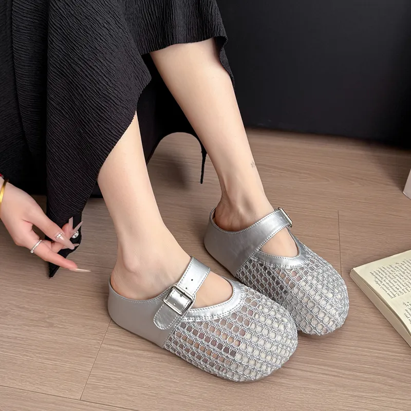 Little Red Man Rubber Sole Odor Resistant, Slip Resistant, Quick Dry Closed Toe Slippers Women's-10