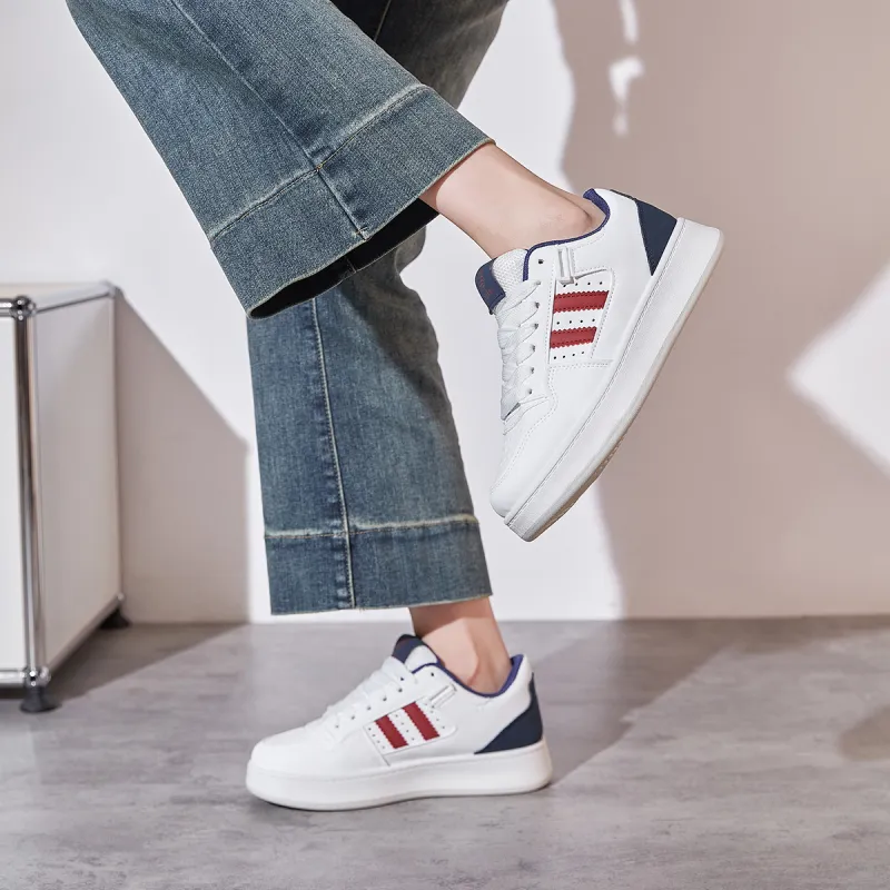 Little Red Man Low Top Skateboard Shoes Women's White Blue Red-4