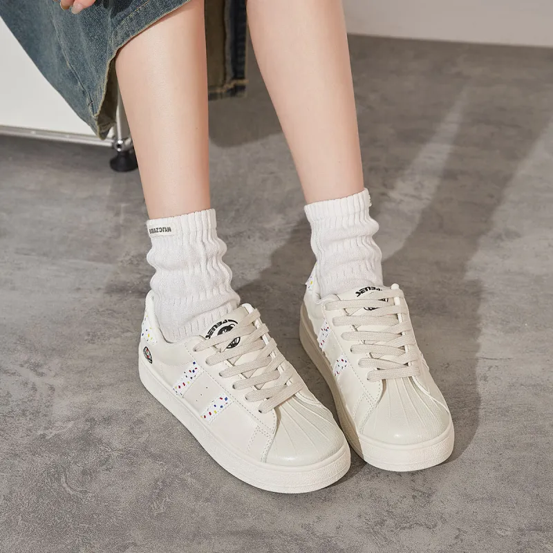 Little Red Man Breathable Low Top Casual Shoes Women's-1