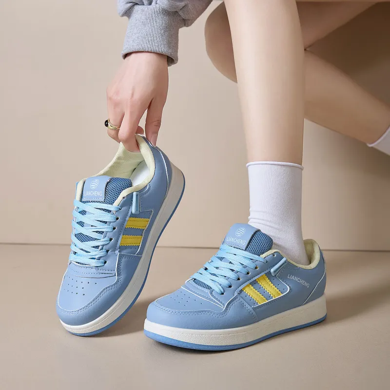 Little Red Man Low Top Skateboard Shoes Women's Gray Blue-20