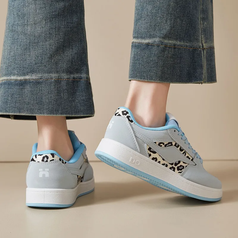 Little Red Man Skateboard Shoes Women's Blue-1