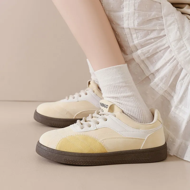 Little Red Man Low Top Skateboard Shoes Women's-7