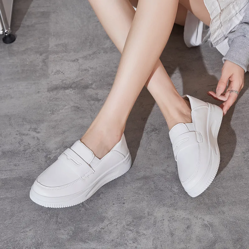 Little Red Man Low Top Casual Shoes Women's White-2
