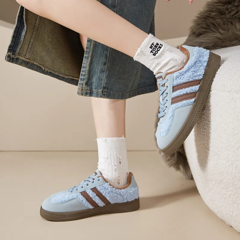 Little Red Man Low-Top Skateboard Shoes Women's-18