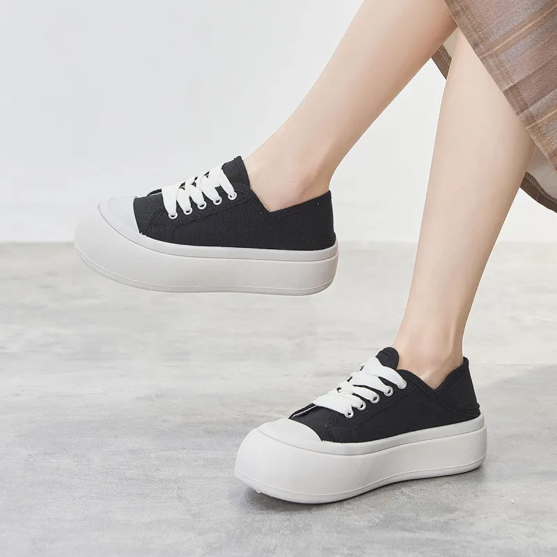 Little Red Man Low Top Skateboard Shoes Women's Black-5