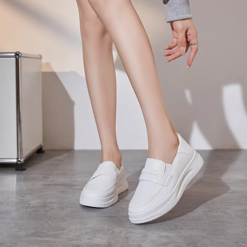 Little Red Man Low Top Casual Shoes Women's White-3
