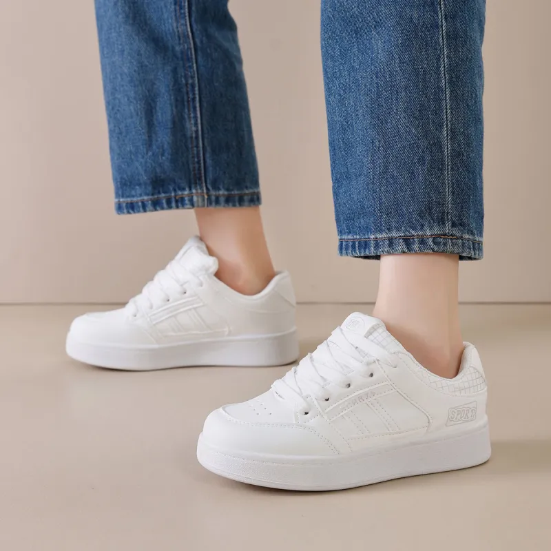 Little Red Man Low Top Skateboard Shoes Women's-2
