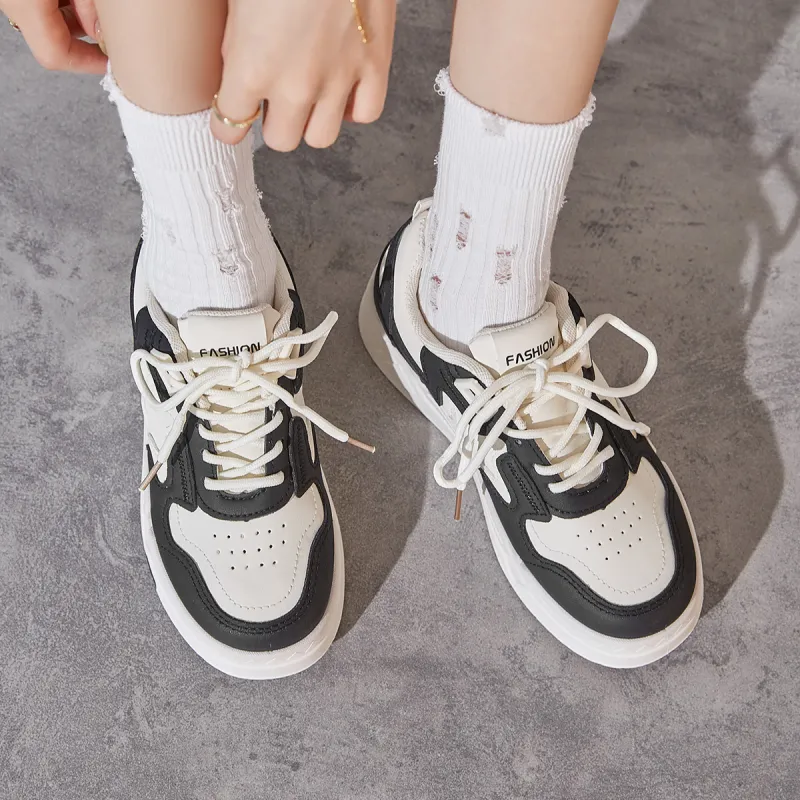 Little Red Man Low Top Skateboard Shoes Women's-2