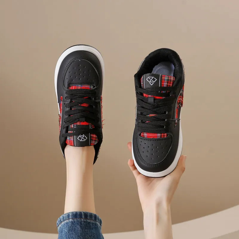 Little Red Man Slip Resistant, Abrasion Resistant, Breathable Low Top Skateboard Shoes Black-5