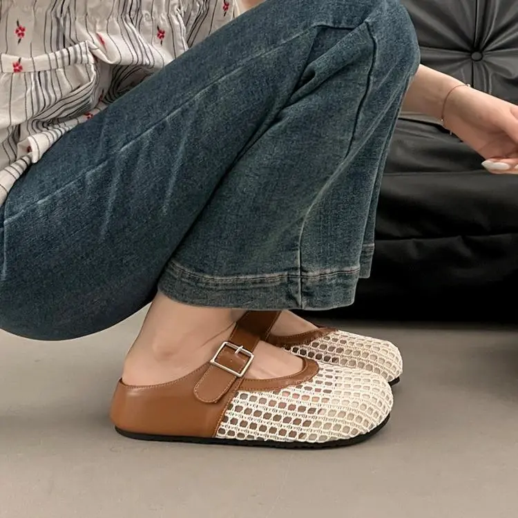 Little Red Man Rubber Sole Odor Resistant, Slip Resistant, Quick Dry Closed Toe Slippers Women's-7