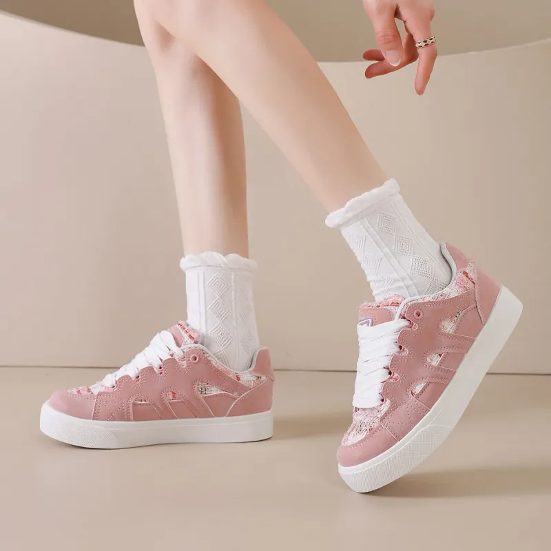 Little Red Man Low Top Skateboard Shoes Women's-7