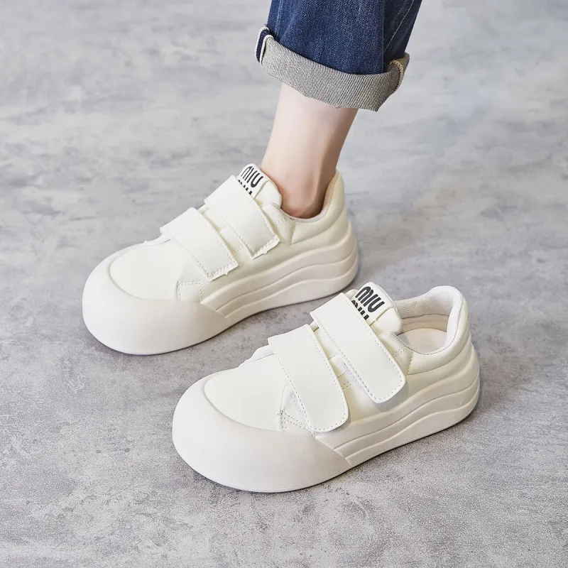 Little Red Man Low Top Skateboard Shoes Women's-15