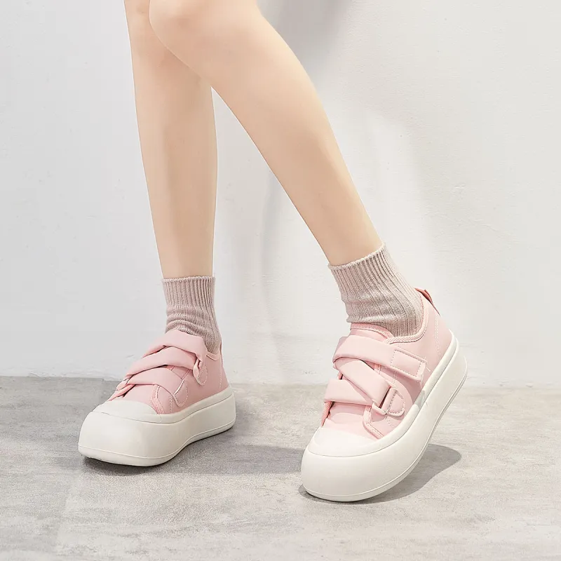 Little Red Man Low Top Skateboard Shoes Women's Pink-5