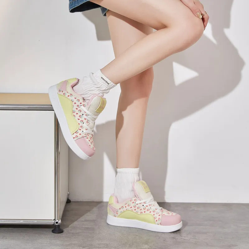 Little Red Man Low-Top Skateboard Shoes Women's Multicolor-4