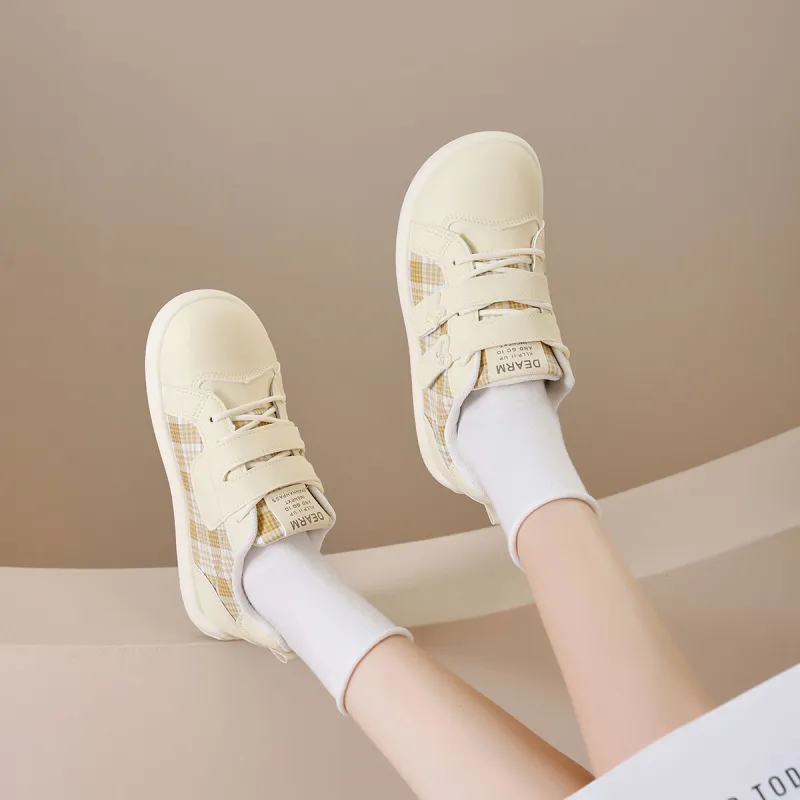 Little Red Man Abrasion Resistant Low Top Casual Shoes Women's-4