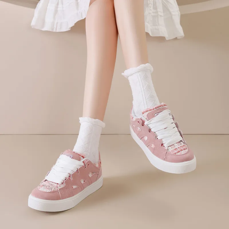 Little Red Man Low Top Skateboard Shoes Women's-8