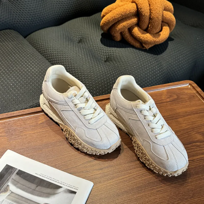 QING MISS Anti Slip Wear Resistant Breathable Lightweight Height Increasing Low Top Casual Shoes Women's-1