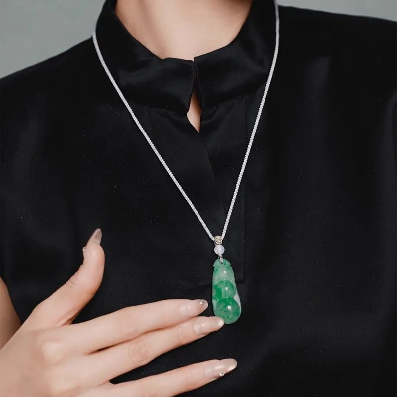 Chongqing Gold Store African Emerald Jade Necklaces Unisex-2