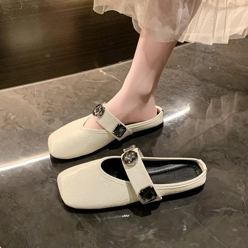 AFJI Abrasion Resistant Closed Toe Slippers Women's-6