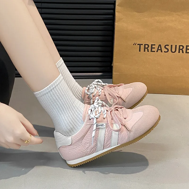 AFJI Low Top Casual Shoes Women's-15