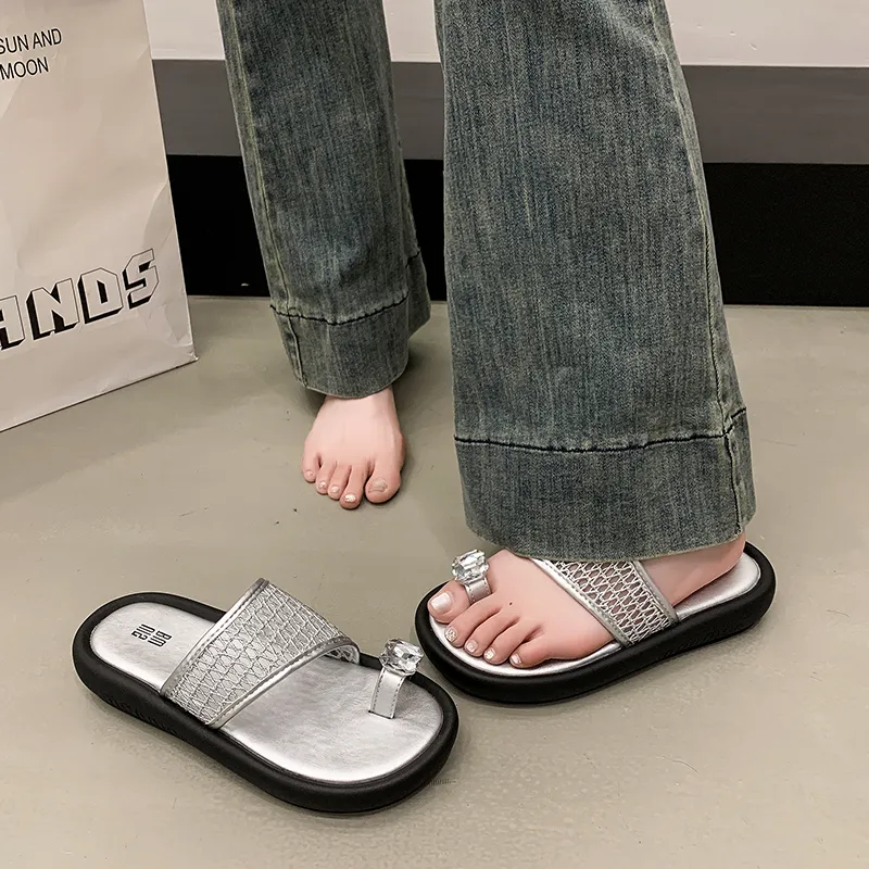 AFJI Quick Dry Flip Flops Women's-1