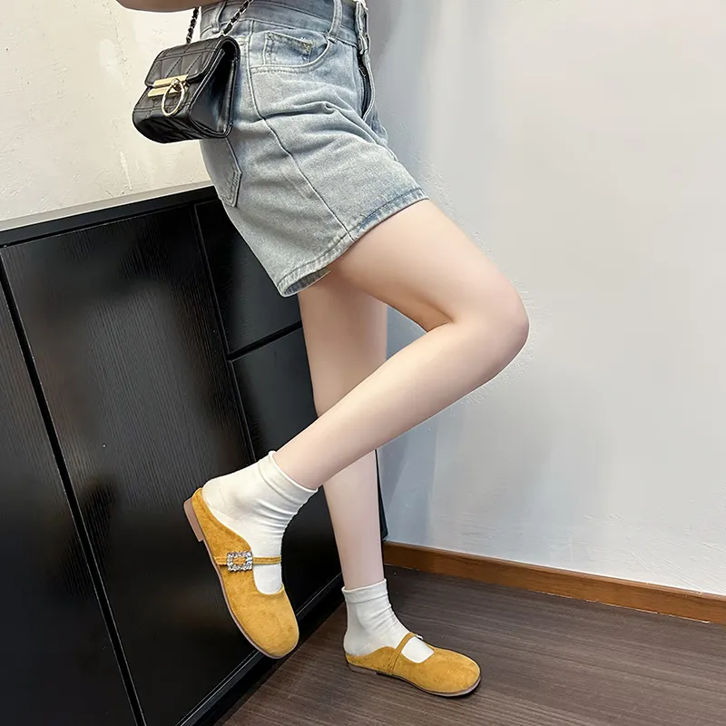 AFJI Closed Toe Slippers Women's-6