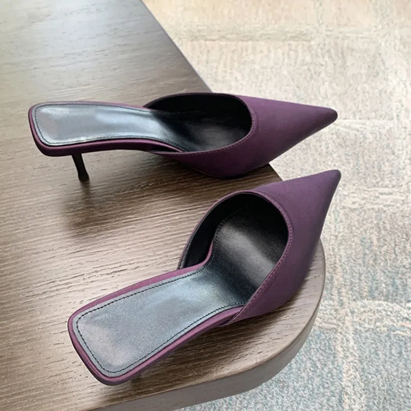 AFJI Closed Toe Slippers Women's-7