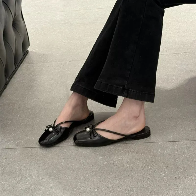 AFJI Closed Toe Slippers Women's-7