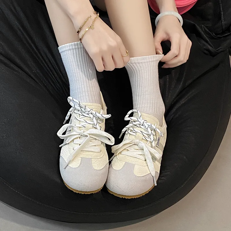 AFJI Low Top Casual Shoes Women's-4