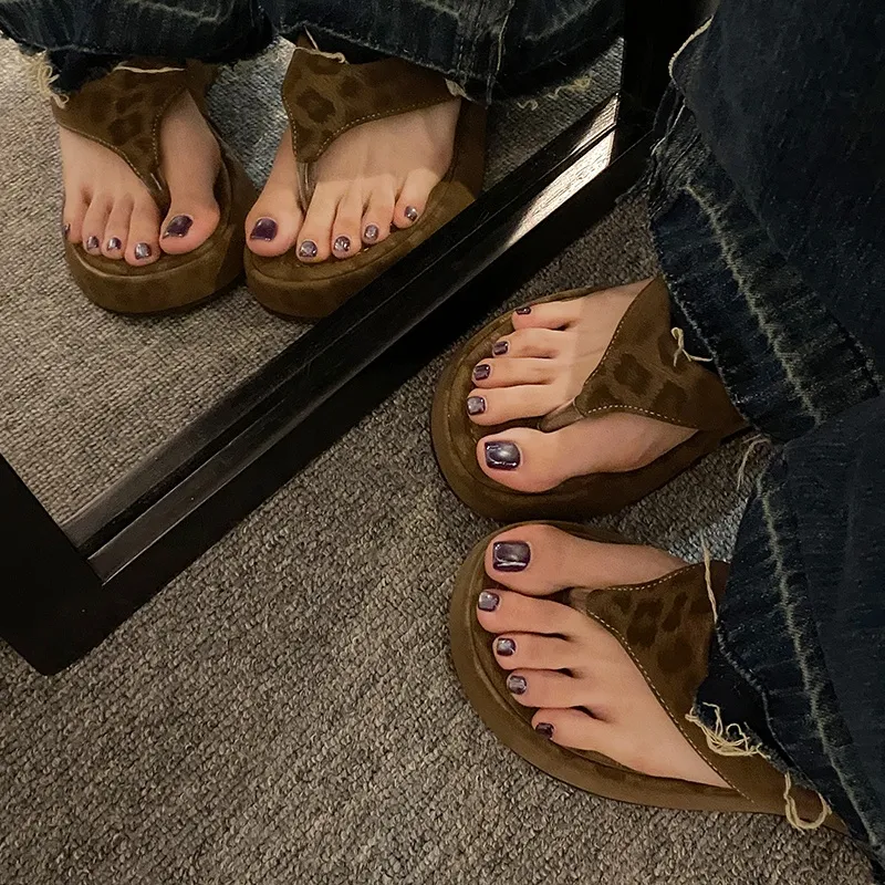 AFJI Rubber Sole Abrasion Resistant Flip Flops Women's-10